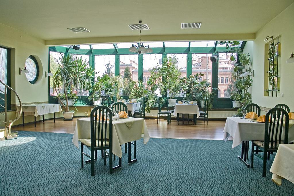 Hotel Dorrian Познан Екстериор снимка