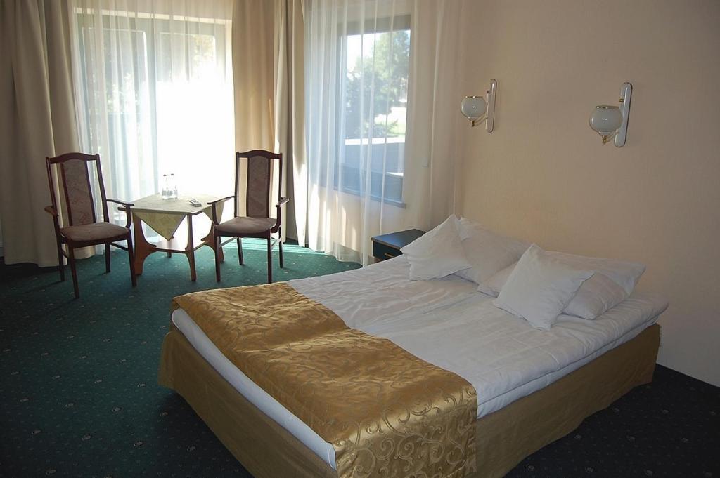 Hotel Dorrian Познан Стая снимка